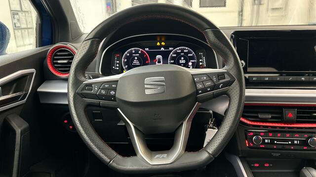 Seat Arona 1.0 EcoTSI FR Business Connect | Automaat | LED | CarPlay | Stoelverwarming | Camera |