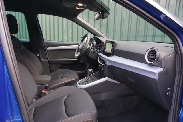 Seat Arona 1.0 EcoTSI FR 116pk Automaat Business + Camera/ Keyless/ Carplay/ LED/ Stoelverwarming/ Nieuwstaat!