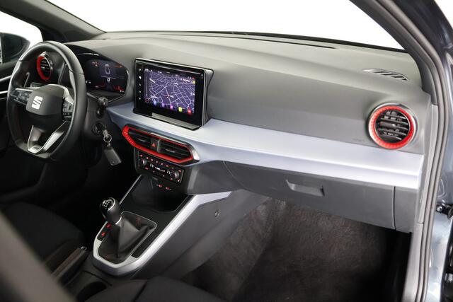 Seat Arona 1.0 TSI FR / LED / Navi / ACC / CarPlay / Clima