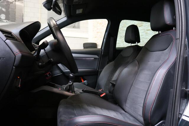 Seat Arona 1.0 TSI FR Business Intense | VIRTUAL COCKPIT | LED | CAMERA | DODEHOEK SENSOREN | SIGNATURE | VOL OPTIES |