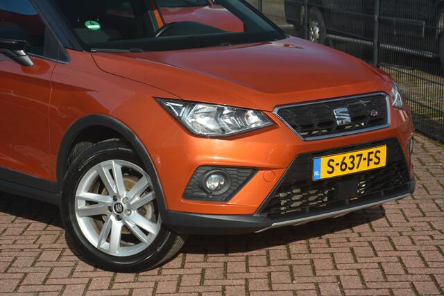 Seat Arona 1.0 TSI FR | Navigatie | Full link | Drive mode | Cruise-control | PDC | DAB+ |