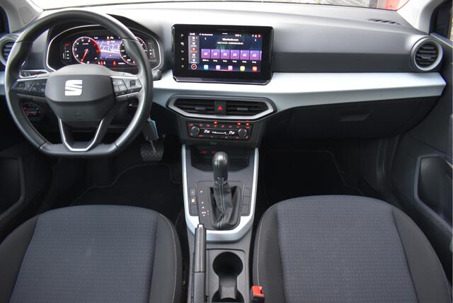 Seat Arona 1.0 TSI DSG Style Business Intense Virtual cockpit, Trekhaak, Cruise, Carplay, Stoelverwarming, PDC