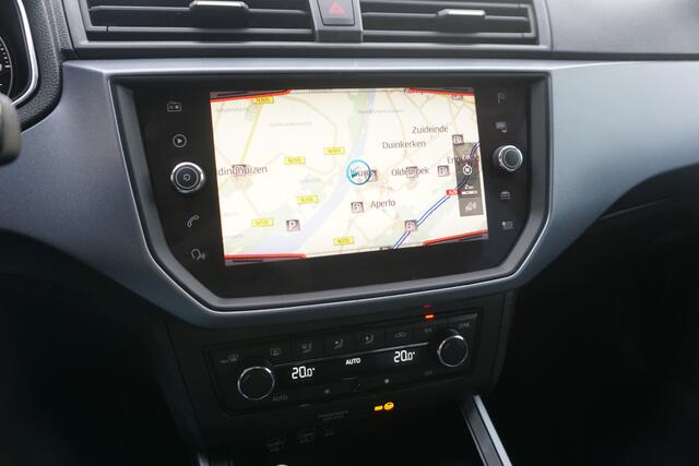 Seat Arona 1.0 TSI Style Intense | CAMERA | TREKHAAK | CLIMATE | CARPLAY | NAVI |