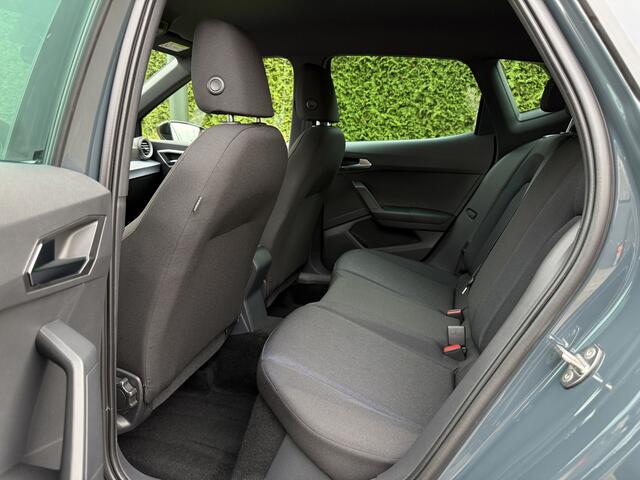 Seat Arona 1.0 EcoTSI 116pk FR Business Connect l ACC l BLISS l CAMERA l ECC l FULL-LED l NAVI l 10.000km