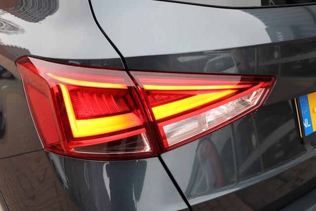 Seat Arona 1.0 TSI FR Business Intense Automaat. Navigatie, Uniek! lage km stand!.