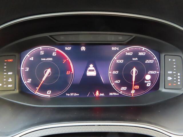 Seat Arona 1.0 EcoTSI Xperience Business Connect | groot navi | camera | adaptive cruise