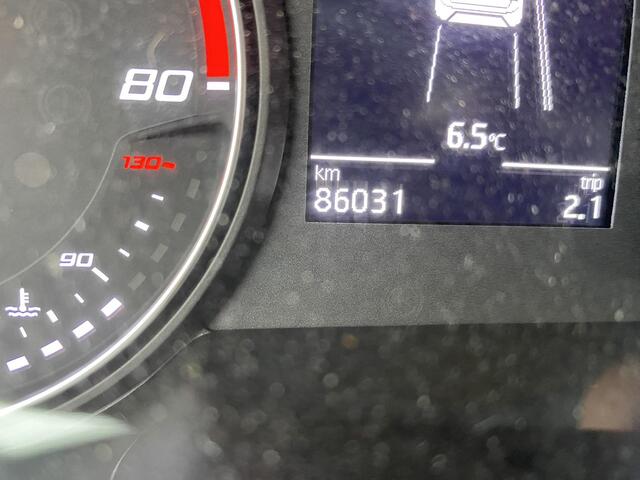 Seat Arona 1.0 TSi DSG7-automaat FR Business met o.a. navigatie, camera, cruise control, parkeersensoren, etc.