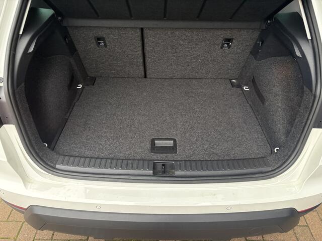 Seat Arona 1.0 TSi 95pk Style Business Intense KEYLESS/CAMERA/NAVI/CARPLAY/PDC