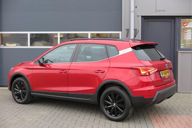 Seat Arona 1.0 TSI 95PK Xcellence Launch Edition Navigatie , Parkeersensoren , Climate control, Lichtmetalen velgen. .