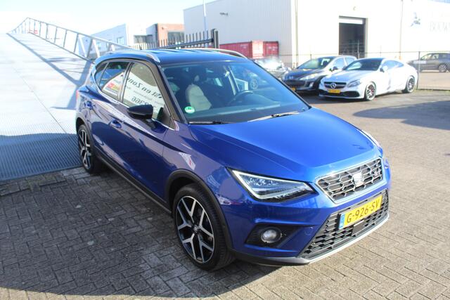 Seat Arona 1.0 TSI FR NL auto/Navigatie/Achteruitrijcamera/Keyless/Cruise control/Parkassist/Led dagrijverlichting/Licht metalen velgen