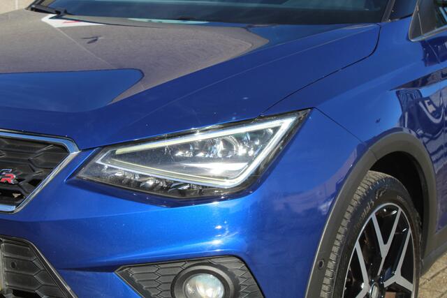 Seat Arona 1.0 TSI FR NL auto/Navigatie/Achteruitrijcamera/Keyless/Cruise control/Parkassist/Led dagrijverlichting/Licht metalen velgen