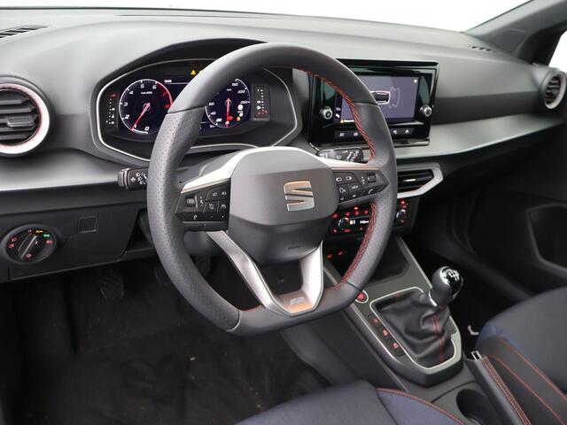 Seat Arona FR Business Connect 1.0 70 kW / 95 pk EcoTSI SUV 5 versn. | Black Pack |