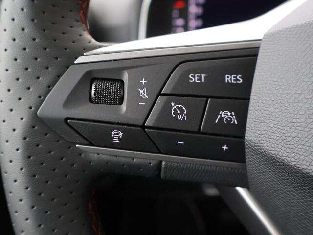 Seat Arona FR Business Connect 1.0 70 kW / 95 pk EcoTSI SUV 5 versn. | Black Pack |