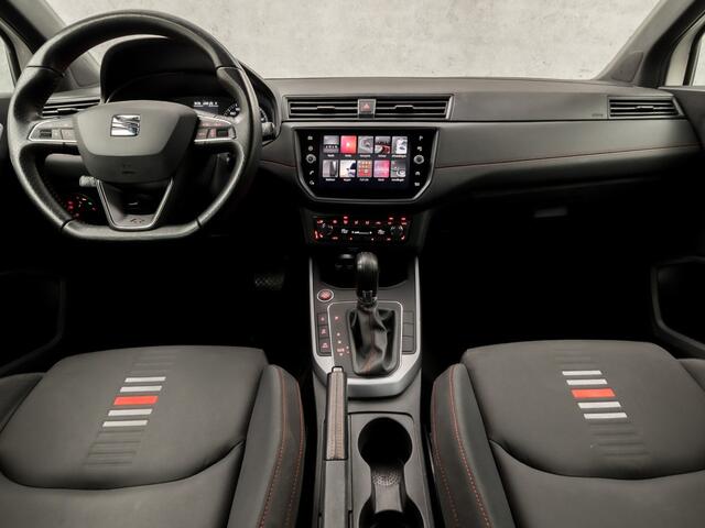 Seat Arona 1.0 TSI FR Intense Sport Automaat (APPLE CARPLAY, GROOT NAVI, CLIMATE, STOELVERWARMING, SPORTSTOELEN, GETINT GLAS, ADAPTIVE CRUISE, PARKEERSENSOREN, NIEUWSTAAT)