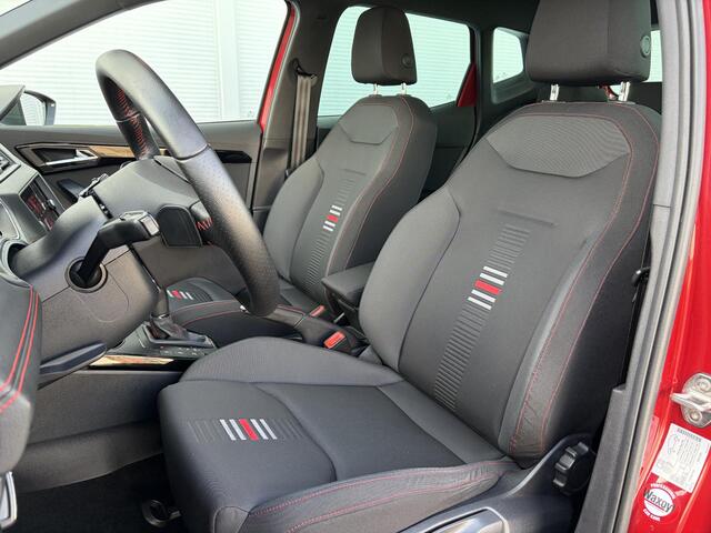 Seat Arona 1.0 TSI FR / Dealer onderhouden / Eerste eigenaar / Trekhaak ( 1100 kg ) / Apple Carplay/Android Auto / Airco (automatisch) /