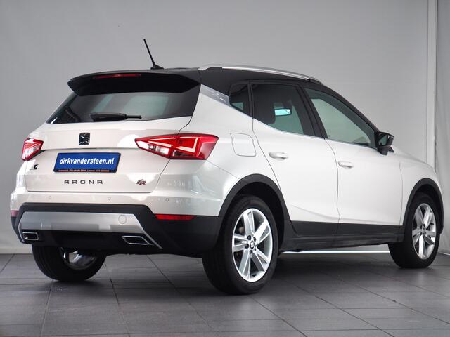 Seat Arona 1.0 TSI Xcellence Business Intense | FR pakket | Noodremassistent | Adaptive Cruise Control | Stoelverwarming | Parkeersensoren achter | Apple CarPlay/ Android Auto