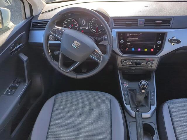 Seat Arona 1.0 TSI Style Business Intense Camera | LED | LMV 16"| Navi | AppleCarplay | NL auto | 1e eig.