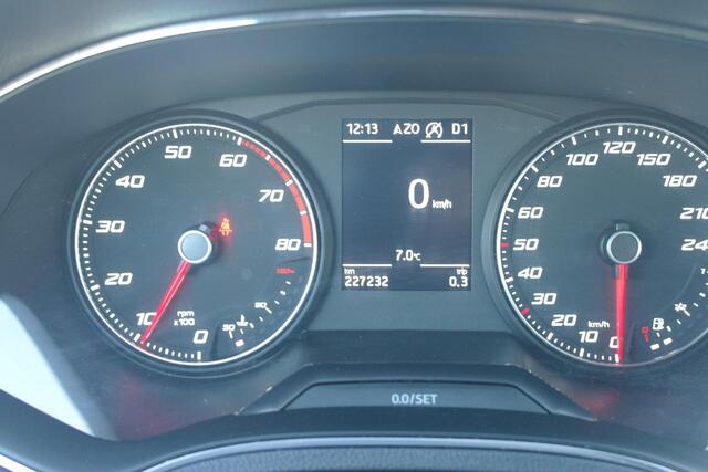 Seat Arona 1.0 TSI Xcel Launch , Automaat , Trekhaak , Cruse , Clima , Goed onderhouden , 12 Mnd Bovag Garantie