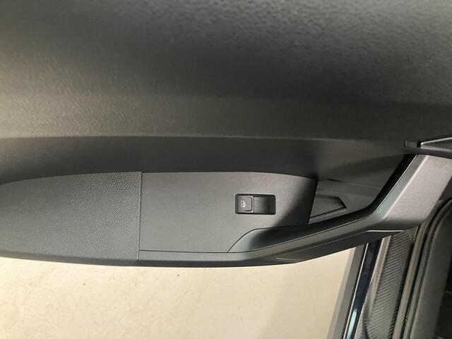 Seat Arona 1.0 TSI FR Business Intense / Automaat / NL auto / Trekhaak.