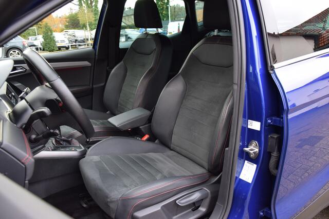 Seat Arona 1.0 TSI 115PK FR Business Intense DSG Automaat | Org. NL | BOVAG Garantie | Trekhaak | Virtual Cockpit | Camera | Adaptive Cruise Control | Stoelverwarming | BEATS Audio | Carplay |