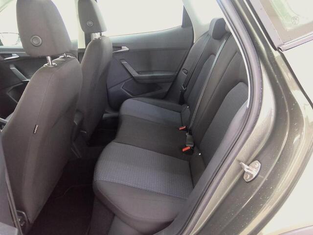 Seat Arona 1.0 TSI STYLE I 2E PAASDAG OPEN I APPLE CARPLAY I CLIMATE CONTROL I CRUISE CONTROL I LICHT METALEN VELGEN