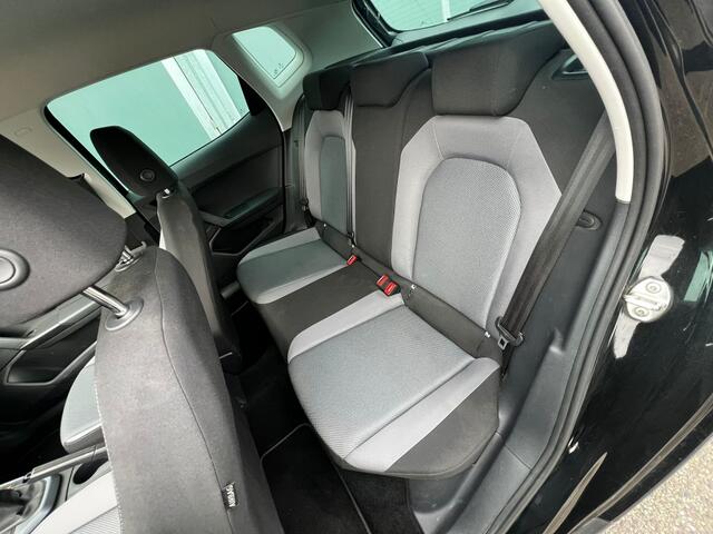 Seat Arona 1.0 TSI 95pk Style Business | ACC | Navi | Carplay | Camera