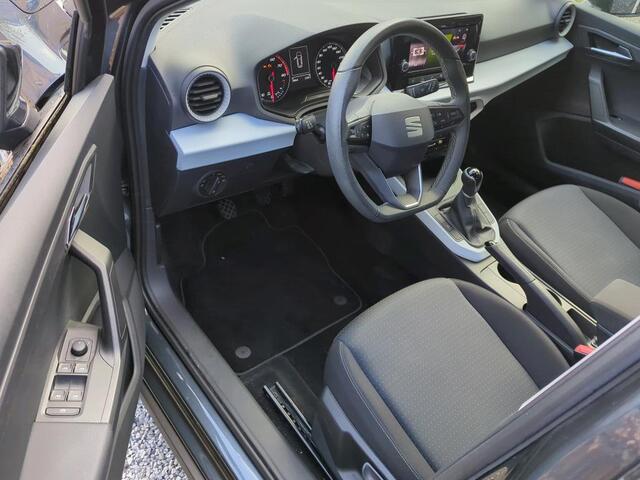 Seat Arona 1.0 TSI Style App-connect / Parkeersensoren / Airco (Clima) / 16"LM velgen