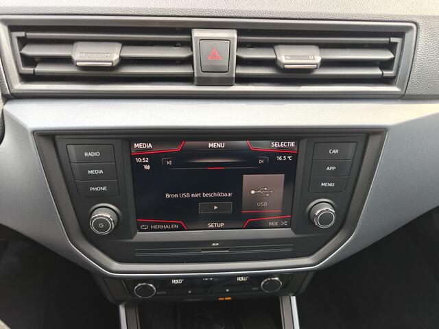 Seat Arona 1.0 TSI Style Limited Edition / Virtual Cockpit / Clima / Navi / Camera / Carplay / 17"LM
