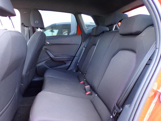 Seat Arona 1.0 TSI Xcellence Business Intense DSG Carplay/Android Trekhaak Camera Bomvol!!!