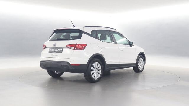 Seat Arona 1.0 TSI 95pk Style / Navigatie via App Connect / Parkeersensoren