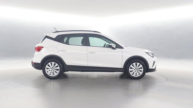 Seat Arona 1.0 TSI 95pk Style / Navigatie via App Connect / Parkeersensoren