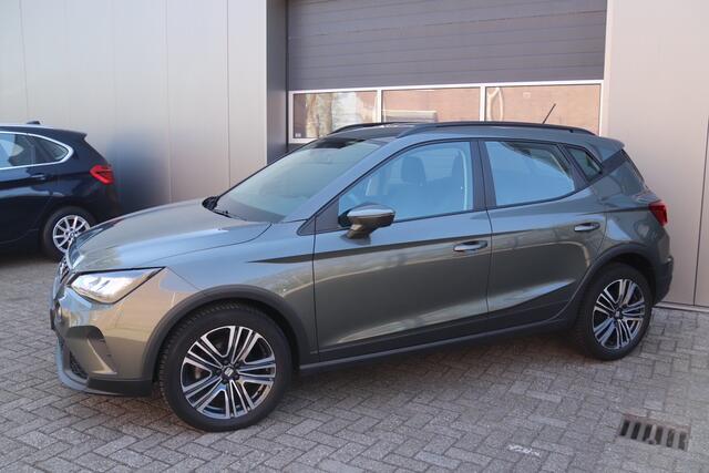 Seat Arona 1.0 TSI Style, Parkeerhulp, Carplay, Cruise