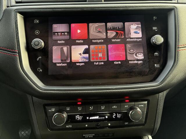Seat Arona 1.5 TSI EVO FR Business Intense | Climate control | Navigatie | Camera | Cruise control | Elektrisch Pakket | Parkpilot | Trekhaak |
