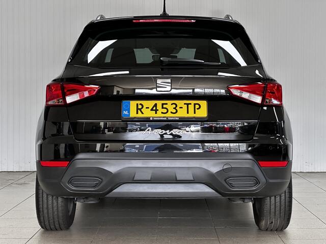 Seat Arona 1.0 TSI Style Business Intense/ Virtual Dashb./ 16'' LMV/ LED Koplampen/ Apple + Android/ Lane-Assist./ DAB+/ Stoelverw./ Navi/ Clima/ Cruise/ Bluetooth/ Multi. LEDER. Stuur/ LED Mistl./ PDC/ Extra getint glas.