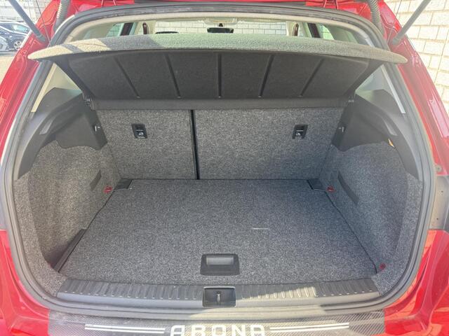 Seat Arona 1.0 TSI Style | Automaat | Trekhaak | Navigatie | Climate Control |