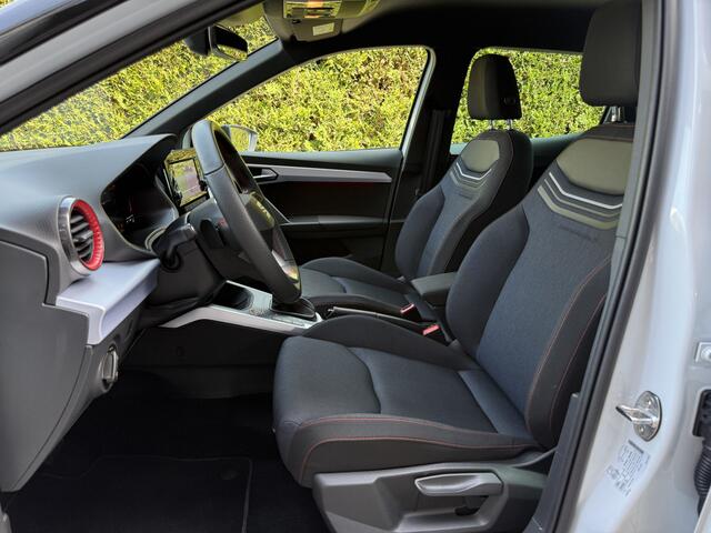 Seat Arona 1.0 EcoTSI 116pk DSG FR Business Connect l ACC l BLISS l CAMERA l ECC l NAVI l LED l 8.000km