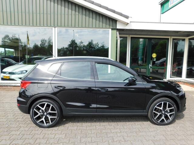 Seat Arona 1.0TSI 116PK DSG FR!! All-in Prijs! Trekhaak!