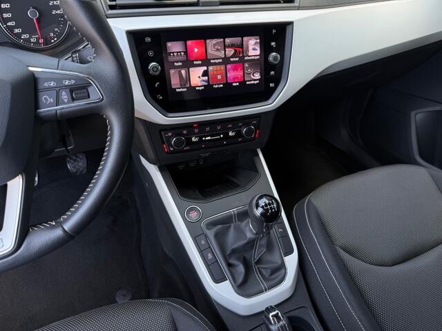Seat Arona 1.0 TSI Xcellence Launch Edition - Trekhaak Camera Stoelverw. Carplay