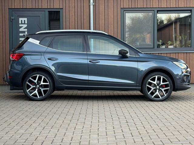 Seat Arona 1.0 TSI FR Aut Camera Stoelver. N.A.P. Trekhaak Zeer vol!