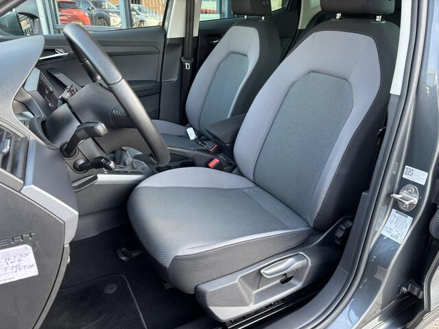 Seat Arona 1.0 TSI Style Business Intense / Applecarplay / Androidauto / Navi / Camera / Cruise Control /