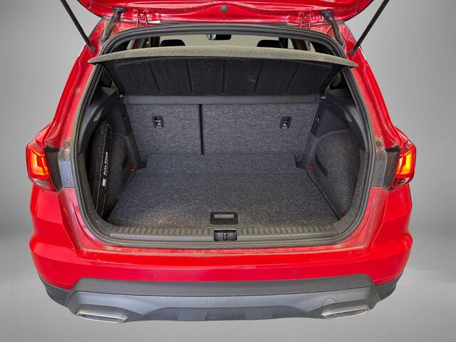 Seat Arona 1.0 TSI 110pk DSG FR · Apple/Android Car Play · Stoelverwarming · Cruise Control · Active Info Display · Navigatie · P-Sensoren ·