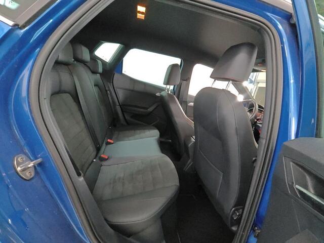 Seat Arona 1.0 TSI FR Business Intense 95pk | Navigatie | Parkeeercamera | 18 inch lichtmetalen velgen | Adaptieve cruise controle