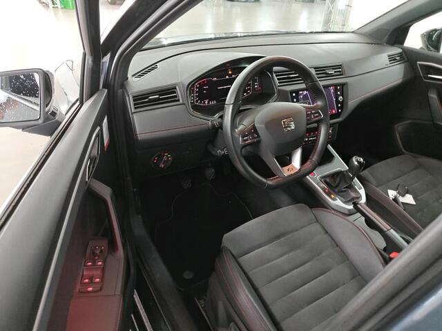 Seat Arona 1.0 TSI FR Business Intense / CRUISE/ DIGITAL DASH/ NAVI/ FULL LINK/ KEYLESS/ CLIMATE/ STOELVERWARMING/ PARK. SENSOREN + CAMERA/ LED