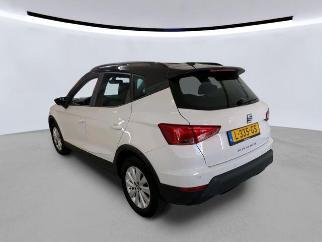 Seat Arona 1.0 TSI Style Business Intense / Navigatie / App connect / Camera / Parkeersensoren V+A / Climate controle /