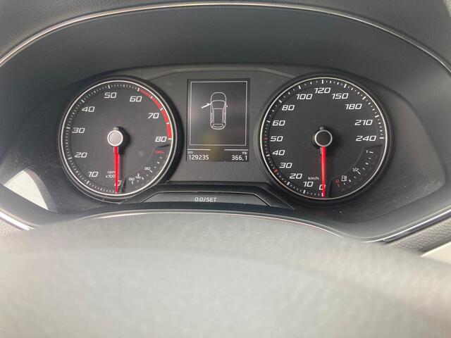 Seat Arona 1.0 TSI Xcellence Launch Edition Full LED | Adapt. Cruise | Carplay | Camera | Navi | Bluetooth | Keyless | Beats | 17" LMV | PDC V+A
