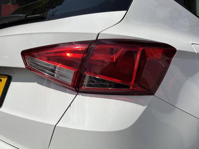 Seat Arona 1.0 TSI Reference - Airconditioning - Cruise Control - Bluetooth telefoonvoorbereiding