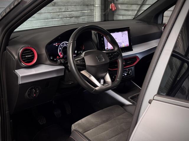 Seat Arona FR | Carplay | Stoelverwarming | Cruise Controle | Sfeerverlicht