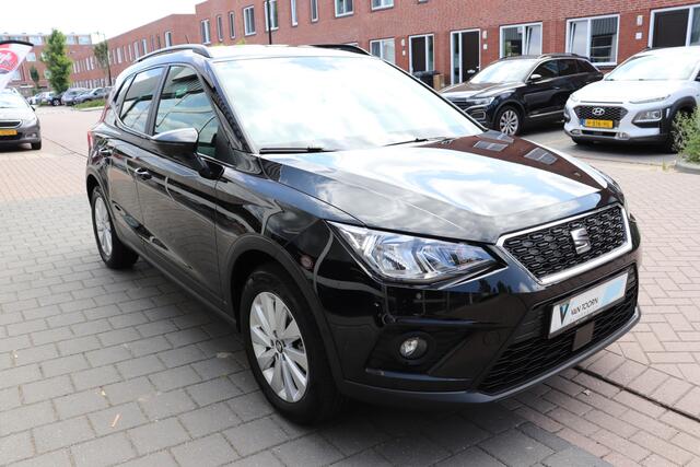 Seat Arona 1.0 TSI Style Business Intense. Navigatie. dealeronderhouden.