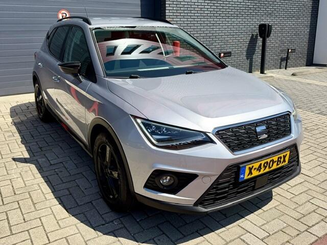 Seat Arona 1.0 TSI Style B.Int+ Carplay Virtual Cockpit Trekhaak