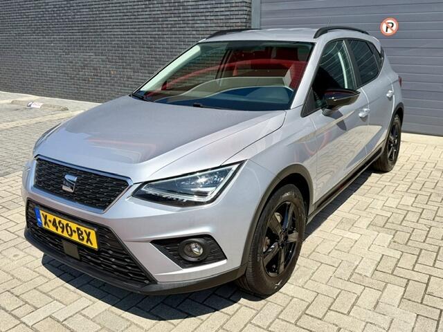 Seat Arona 1.0 TSI Style B.Int+ Carplay Virtual Cockpit Trekhaak